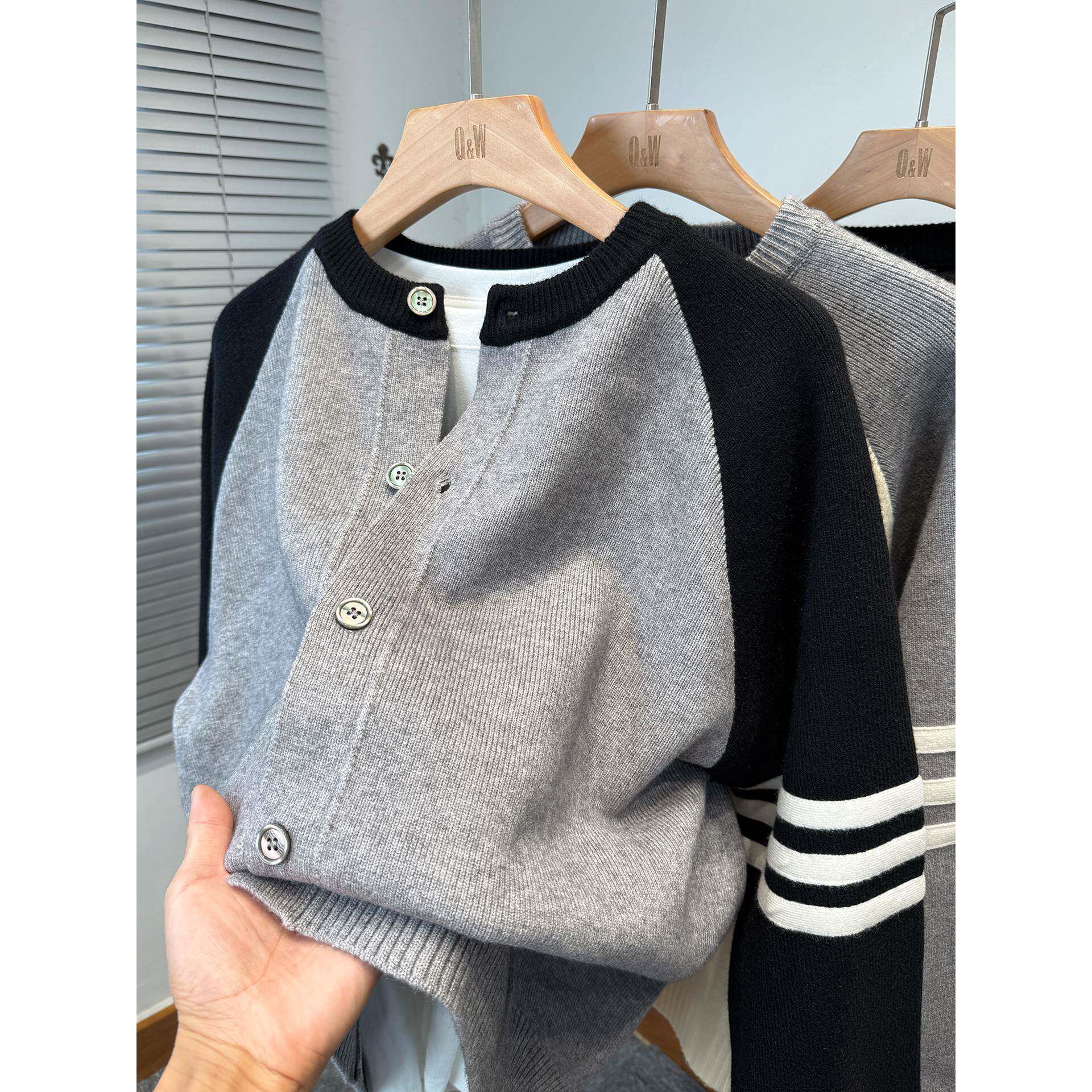 潮牌针织开衫男款秋冬季加厚毛衣外套男宽松拼色外搭圆领排扣上衣