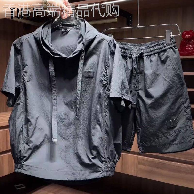 休闲套装男士2025新款夏季高级感潮牌宽松连帽运动短袖短裤两件套