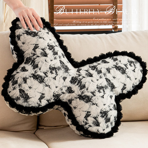 法式复古高级感蝴蝶抱可拆洗