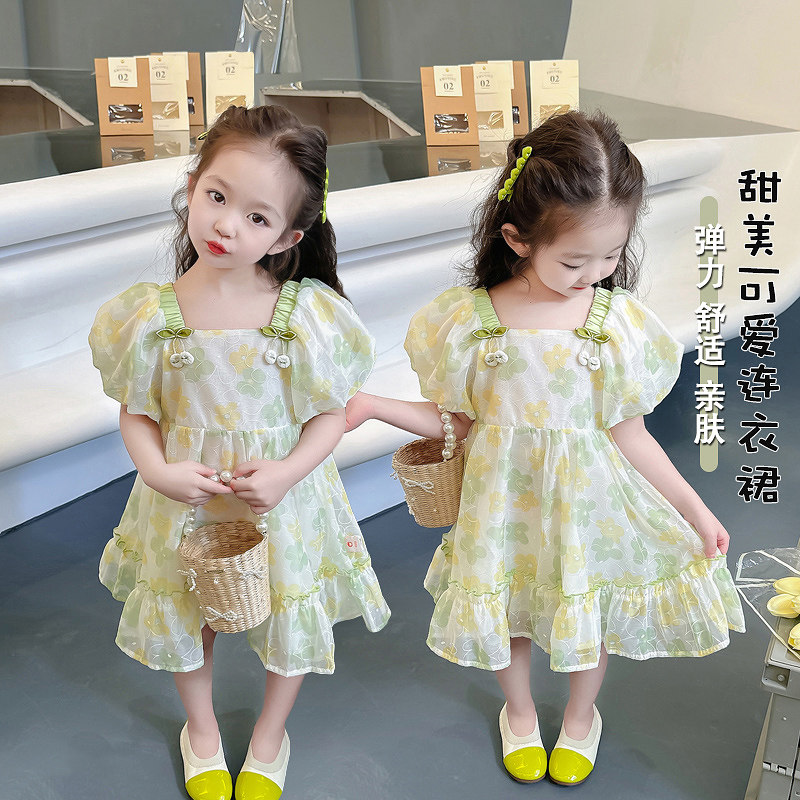 女童泡泡袖裙子女夏洋气穿搭小清新甜酷搭配简约女生连衣裙夏天