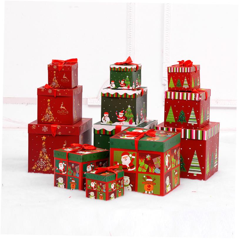 Christmas decorations gift box Gift box Christmas tree