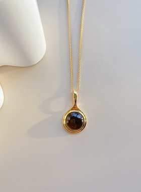 其他铜材质仍存在侧身链女士