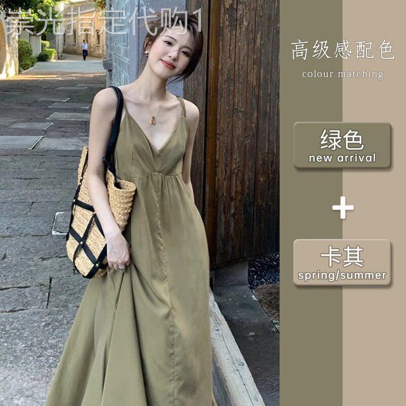 2026夏季潮牌茶歇法式V领吊带洋装女海边度假高级感气质长裙子