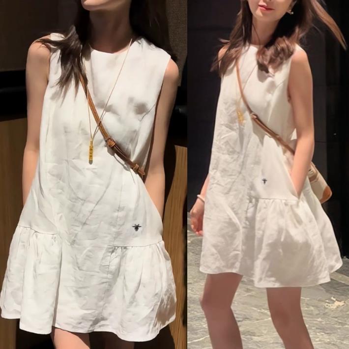 香港it代购韩国荷叶边宽松白色棉麻刺绣娃娃连衣裙蓬蓬背心裙女夏