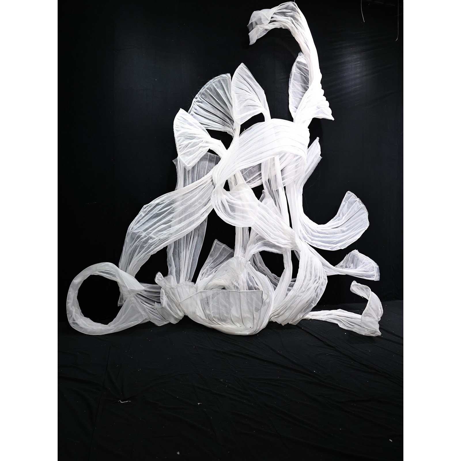 新款婚礼堂吊顶纱幔婚庆舞台背景花艺纱飘带迎宾区商场橱窗挂饰,节庆用品/礼品,吊顶纱幔,淘宝优惠券,粉丝福利购,淘宝优惠卷