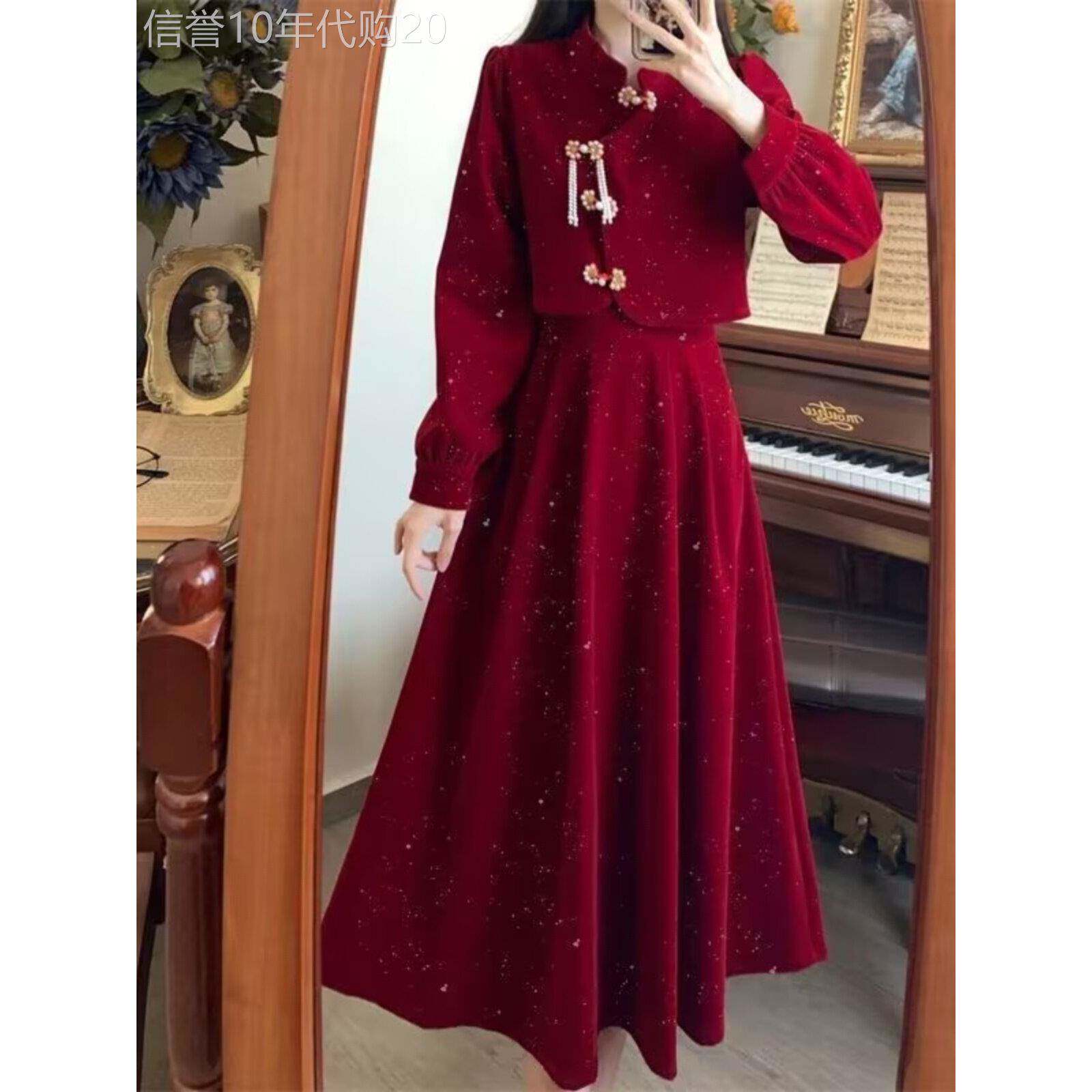 轻奢高端新中式国风盘扣红色丝绒连衣裙女秋冬订婚敬酒服回门礼服