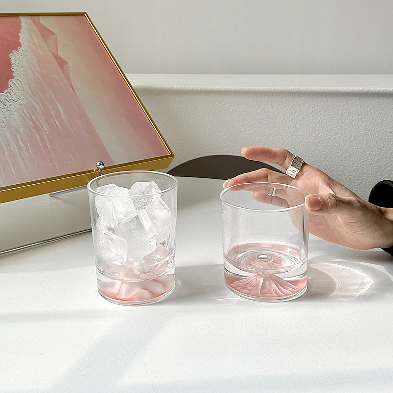 小众设计感粉色观山杯创意雪山玻璃杯子简约山脉鸡尾酒杯威士忌杯