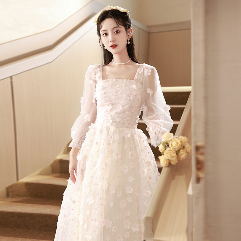 森系粉色花朵晚礼服长袖高级感新娘订婚敬酒服主持人生日公主图片