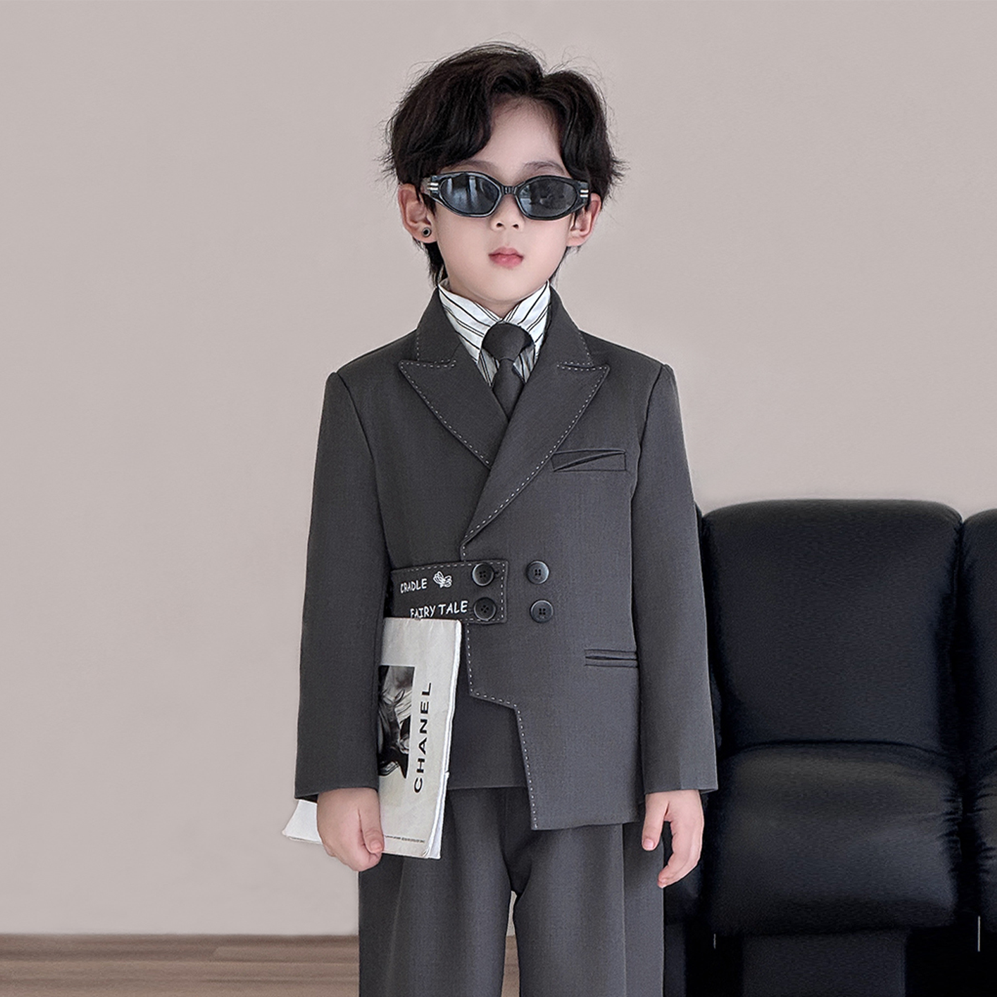 男童西装套装春秋新款英伦风儿童主持人西服帅气宝宝生日会表演服