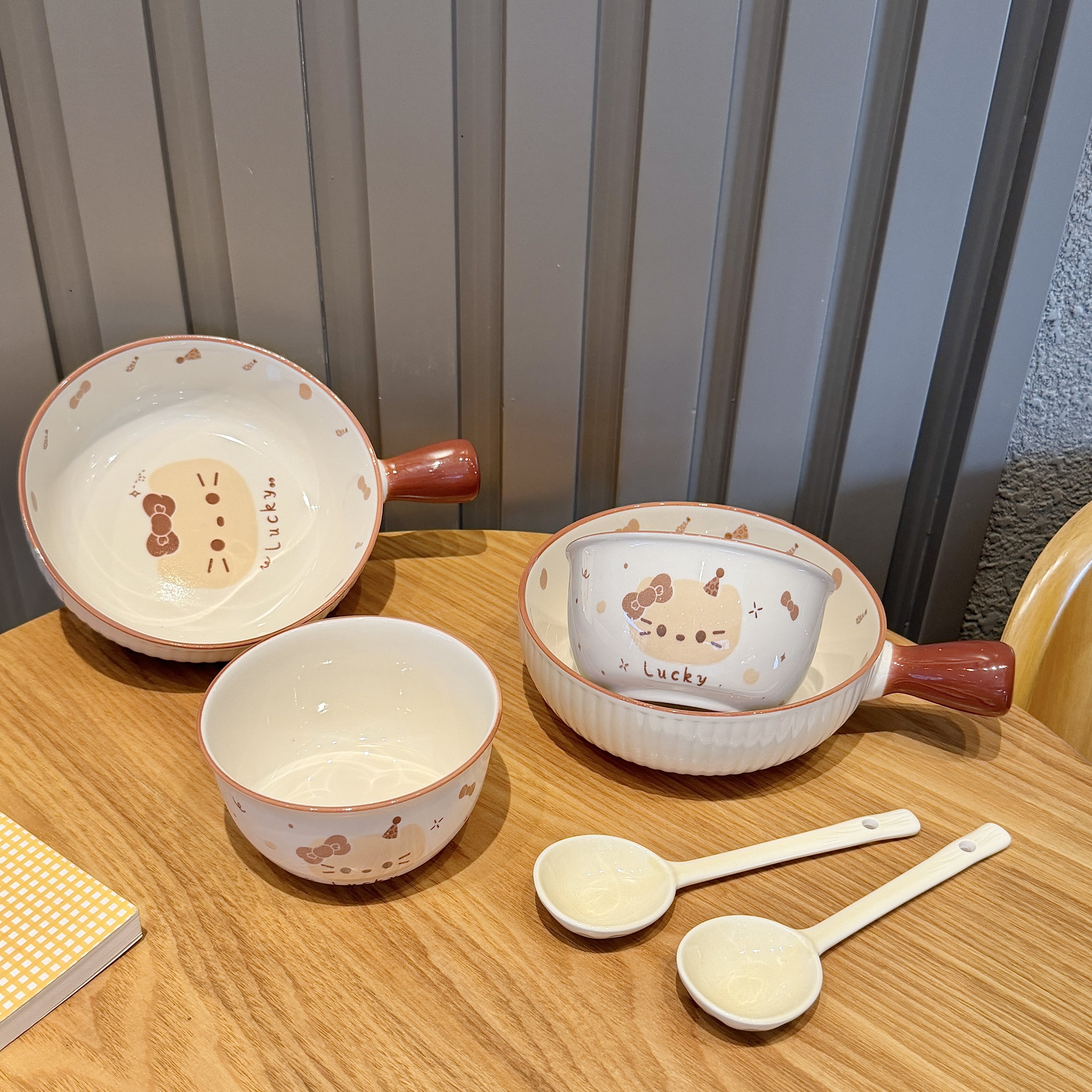 泡面神器手柄碗陶瓷家用碗漂亮小饭碗微波炉专用碗一人食餐具套装
