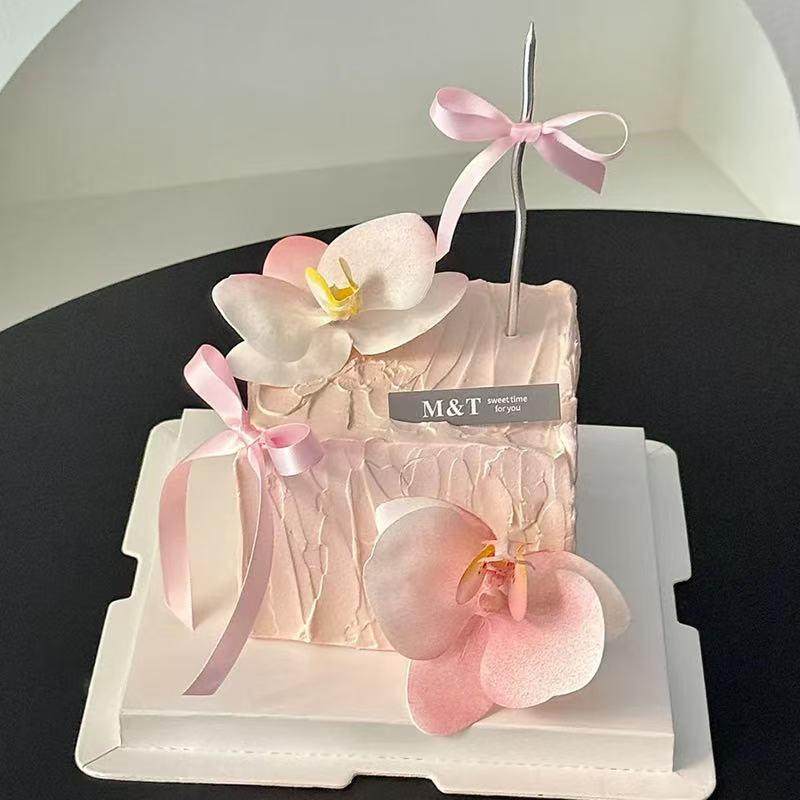 38女神节氛围感蝴蝶兰蛋糕装饰女神节生日甜品丝带蝴蝶结烘焙插件,节庆用品/礼品,蛋糕/烘焙装饰用品,淘宝优惠券,粉丝福利购,淘宝优惠卷