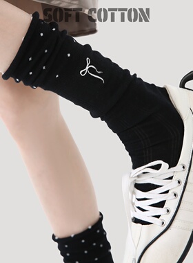 袜子女中筒miu系芭蕾风刺绣蝴蝶结黑色波点堆堆袜配德训鞋的袜子