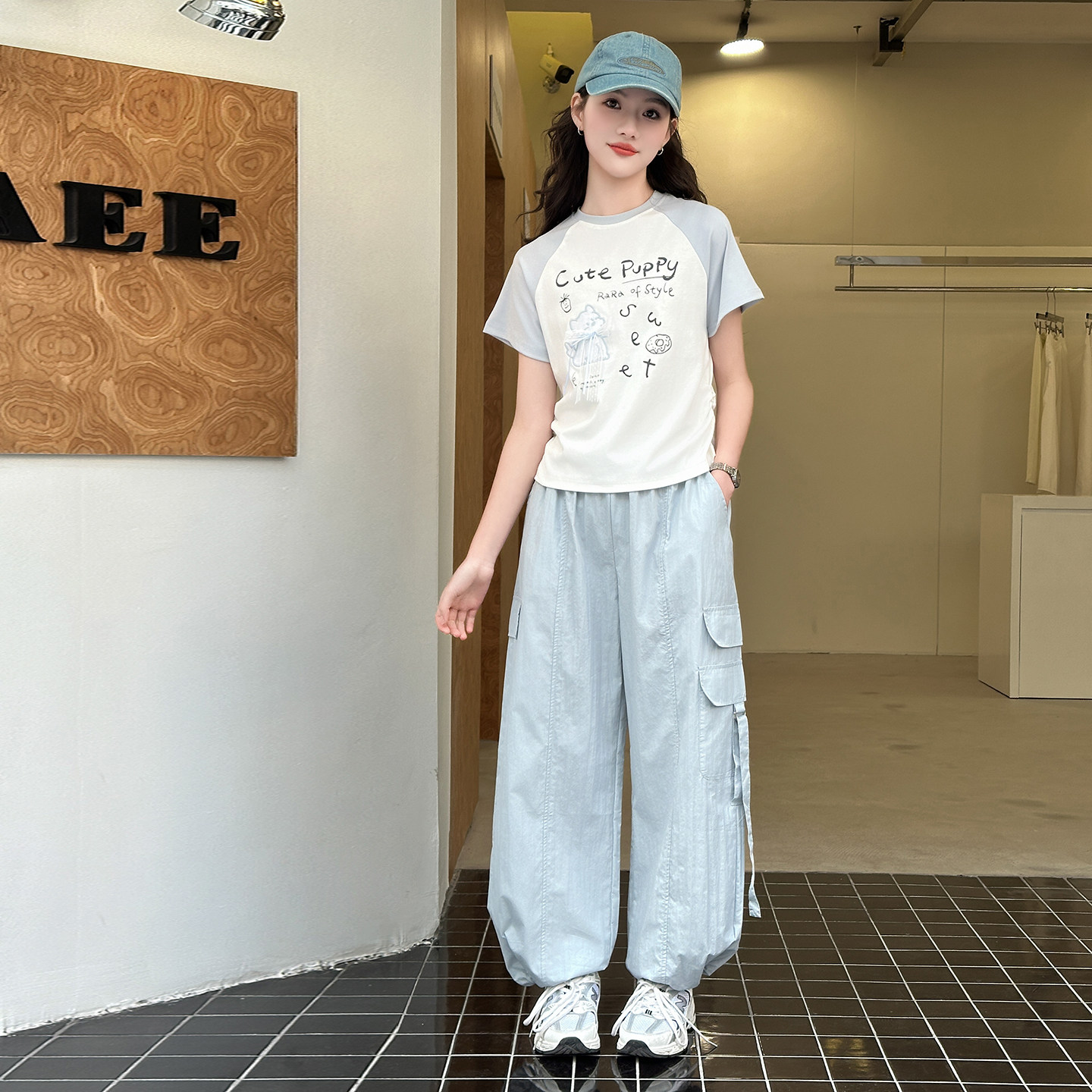 女大童夏装套装2026新款儿童洋气少女学生时髦酷飒风工装裤两件套