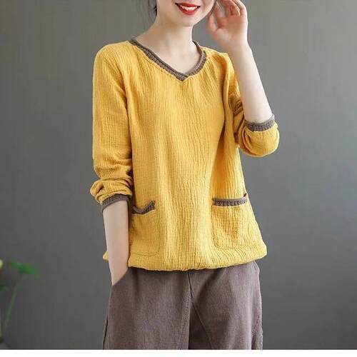 Floral V-neck long sleeved cotton and linen pullover top
