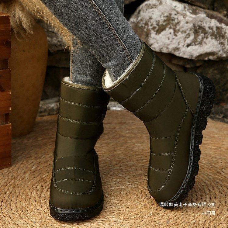 Warm thick soled snow boots for women, large size with图片
