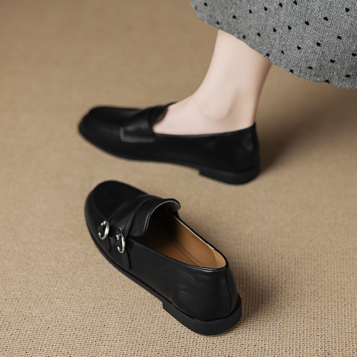 网红棕色小皮鞋绝美单鞋女2025年新款春秋百搭不累脚一脚蹬平底鞋,女鞋,乐福鞋（豆豆鞋）,淘宝优惠券,粉丝福利购,淘宝优惠卷