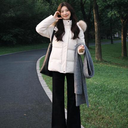 羽绒服女2026冬新款短款大毛领收腰修身小个子白鸭绒加厚外套