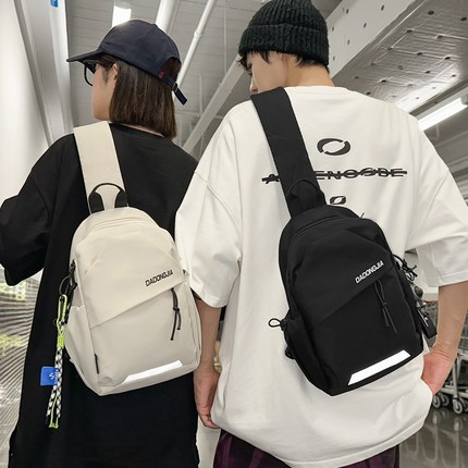 斜挎包男款单肩小背包男生胸包女骑行运动爬山休闲轻便登山旅行包