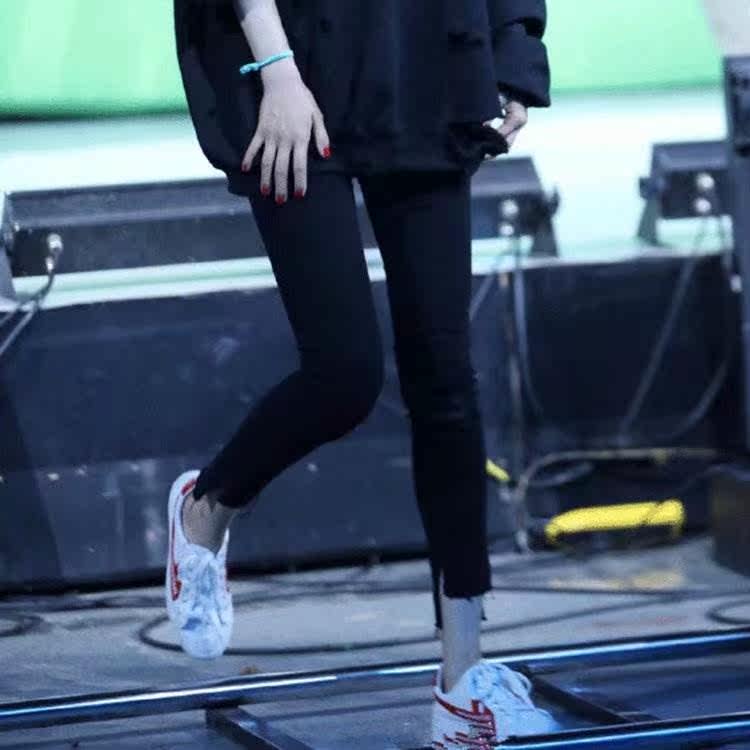 破洞牛仔裤女便宜的20元以下薄款女中学生韩版紧身乞丐小脚长裤子|msdalam kategori Butik wanita / wanita, seluar jeans - dari Buy2taobao.com untuk memberikan perkhidmatan ejen Taobao profesional membeli