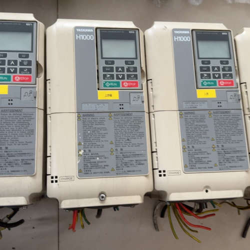 安川H1000变频器3.7/5.5KW，CIMR-HB4A0