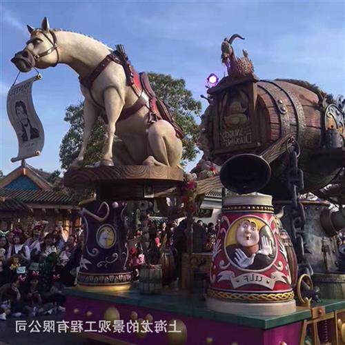 厂家专业制作变形汽车美陈装饰道具雕塑游乐场巡游玻璃钢花车