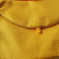 Благоприятный-желтый