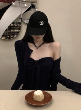 021ope 原创辣妹套组肤白貌美定染藏蓝色抹胸开衫包臀裙修身套装