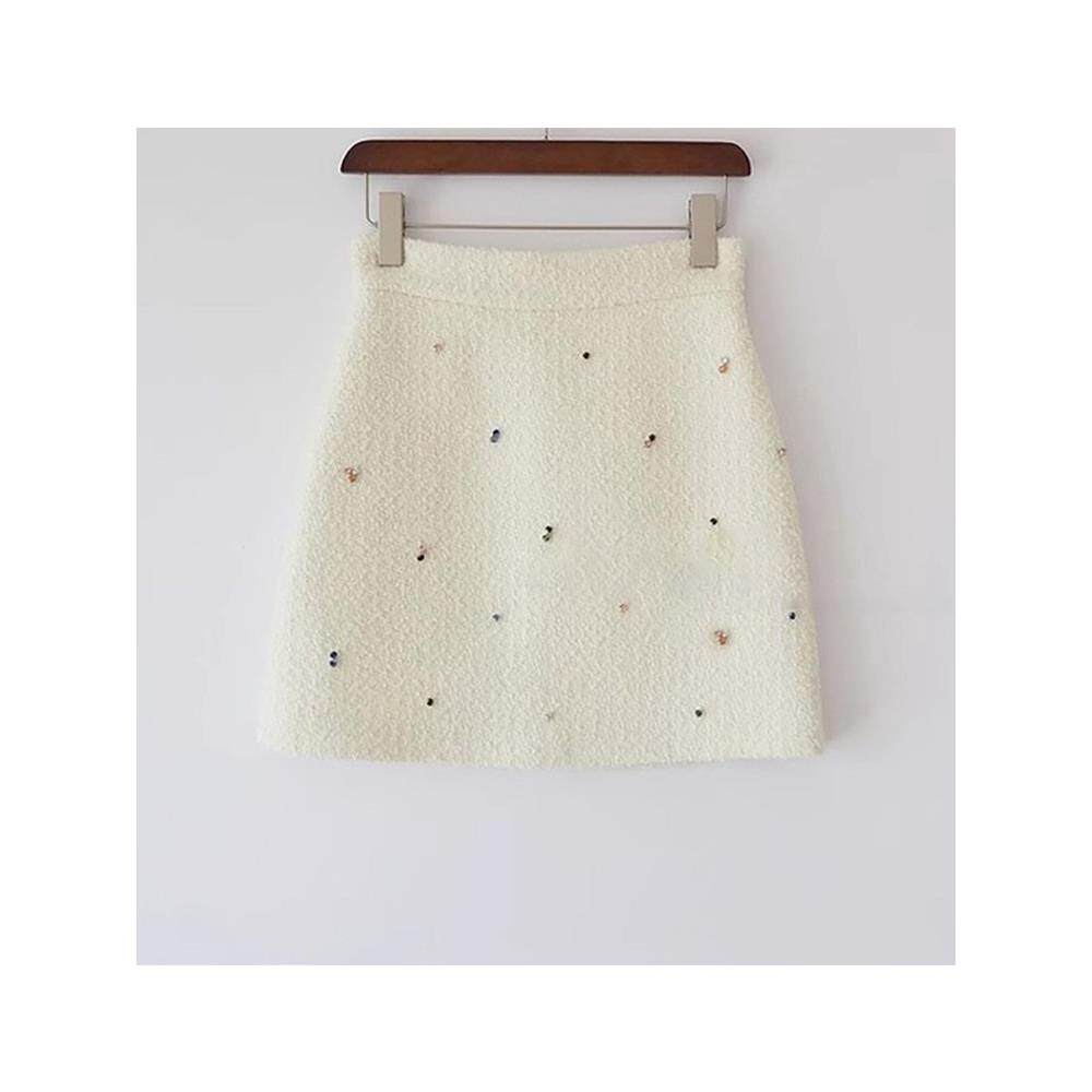 2025秋冬新款羊毛毛呢半身裙女高级感法式气质小香风a字包臀短裙