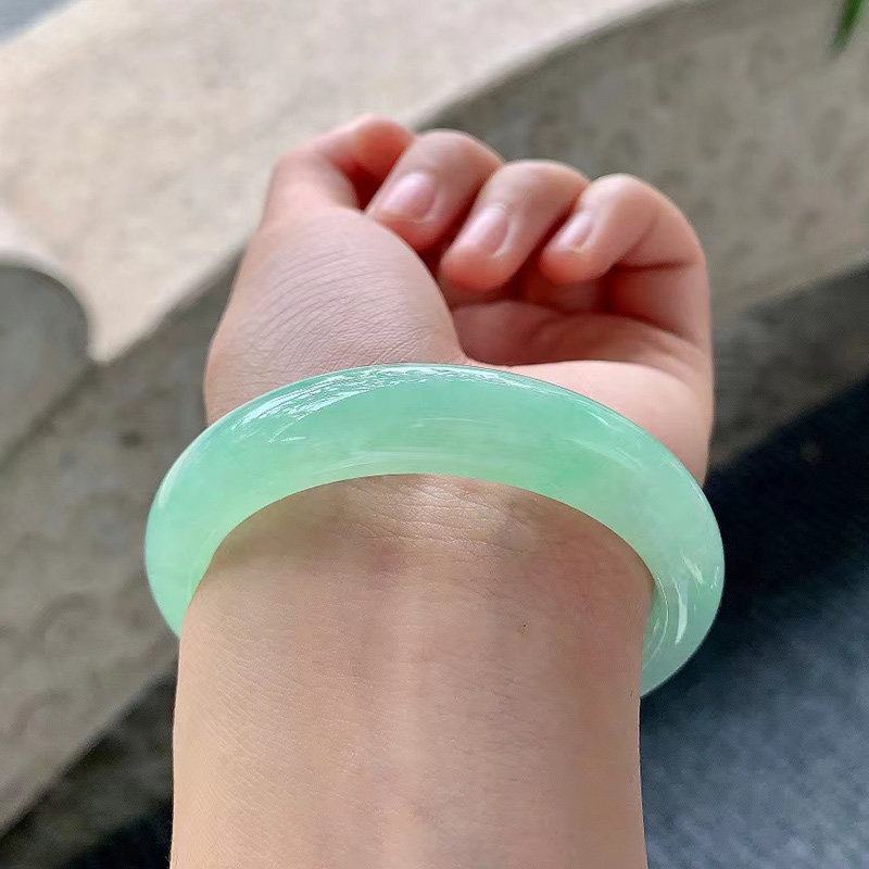 七小匠天然缅甸老坑a货翡翠冰种晴绿正圈平安镯翡翠手镯52圈口女