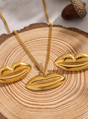 欧美小众嘴唇耳钉项链套装