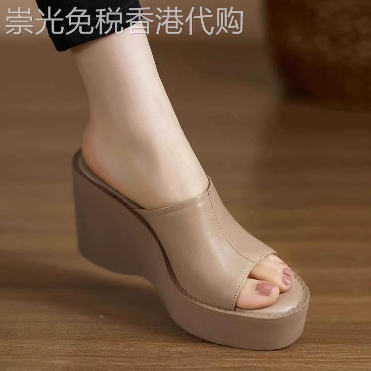 坡跟一字拖女夏外穿2026新款真皮不累脚厚底高跟性感露趾鱼口凉鞋