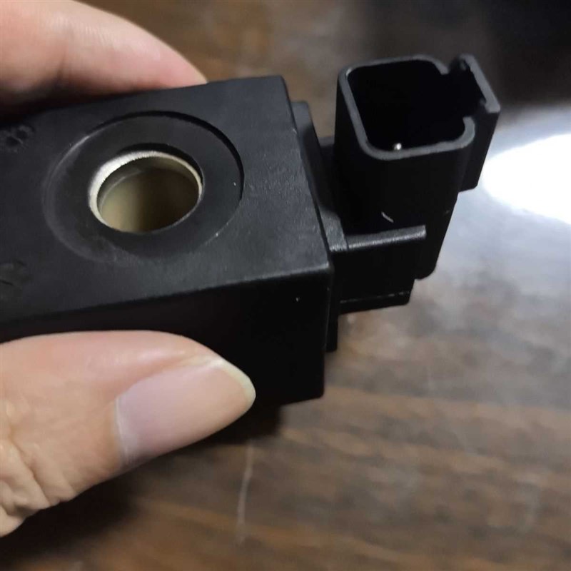 三一吊车风散热器电i磁阀线圈 VDC26 26 28德驰线圈防水EC04W TYP