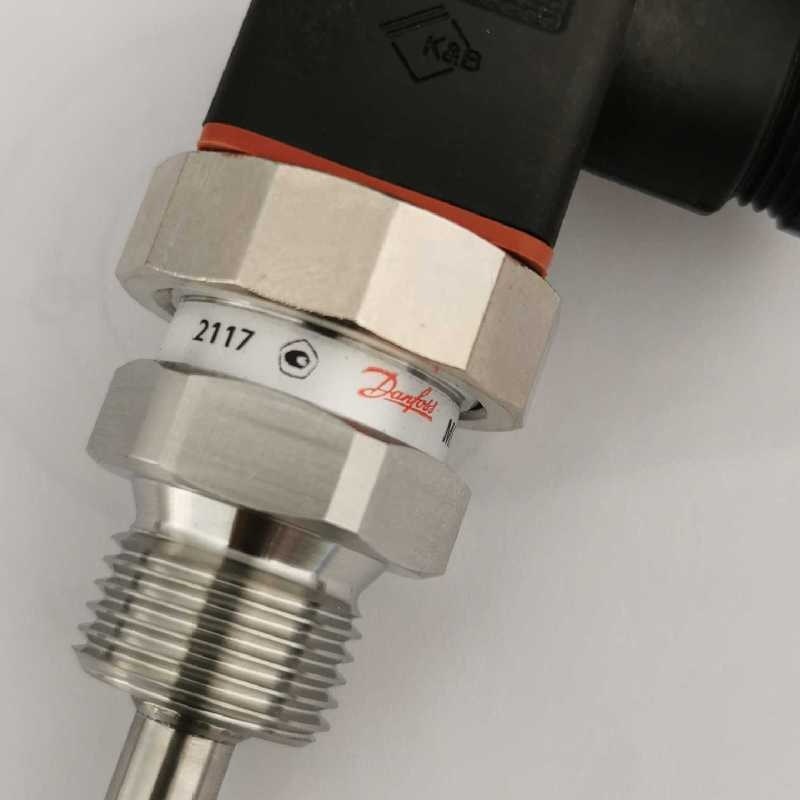 丹佛斯温度c传感器MBT5250 084Z8036船用温度传感器PT100