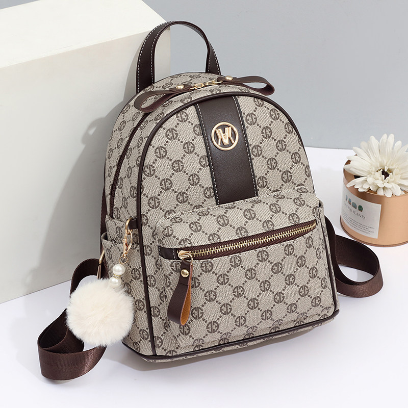 背包女旅行超火女士双肩包女小包时尚高级感小众双肩包包2021新款