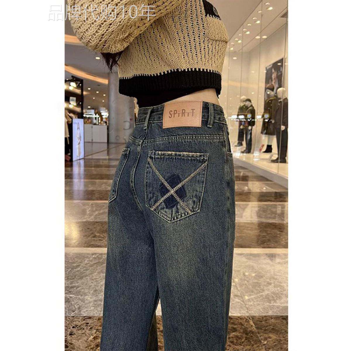水泥灰色秋季女性阔腿牛仔裤，天鹅绒和加厚，高腰，修身，窄版，