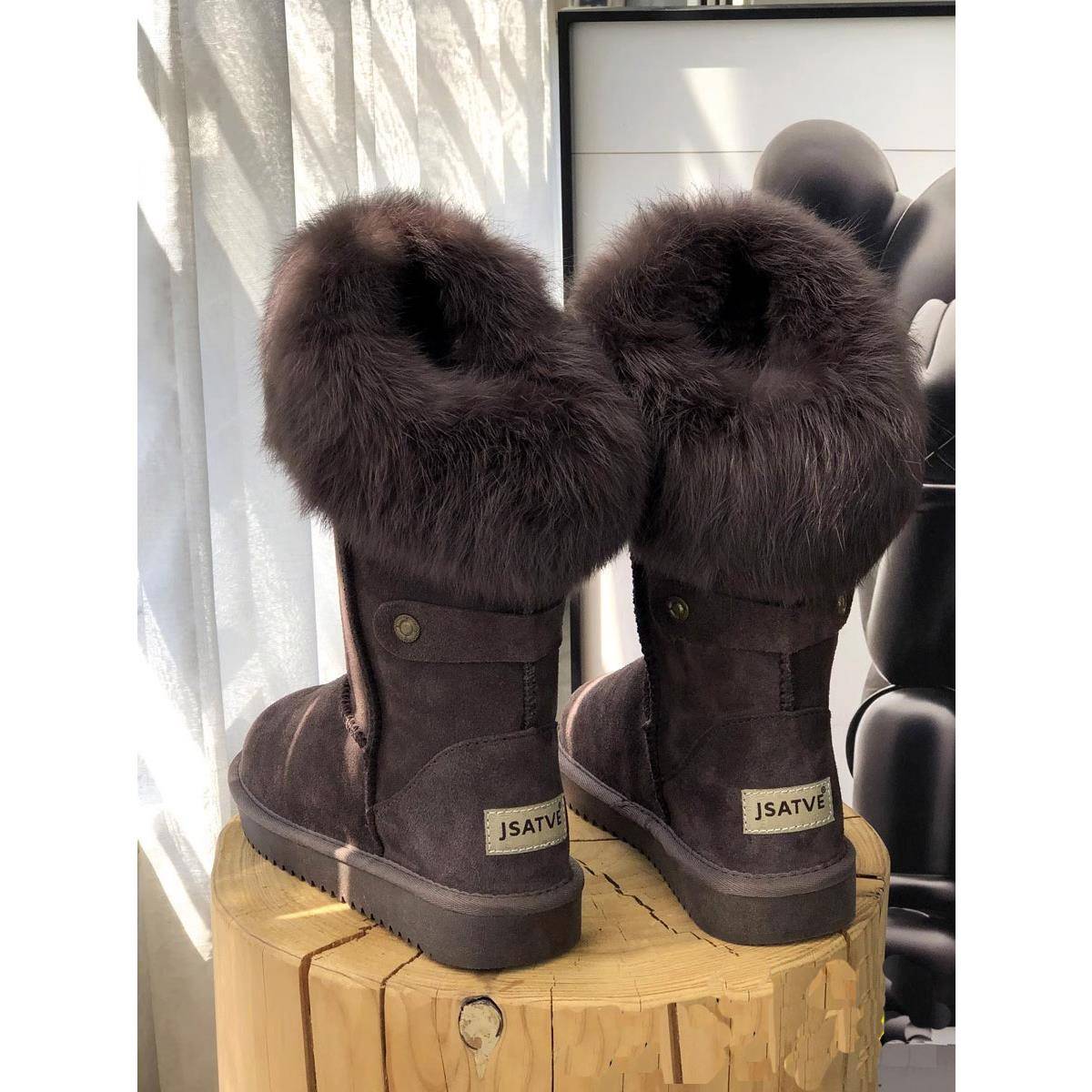 香港2025年冬季东北真皮内增高雪地靴女高筒保暖加绒厚底兔毛棉鞋