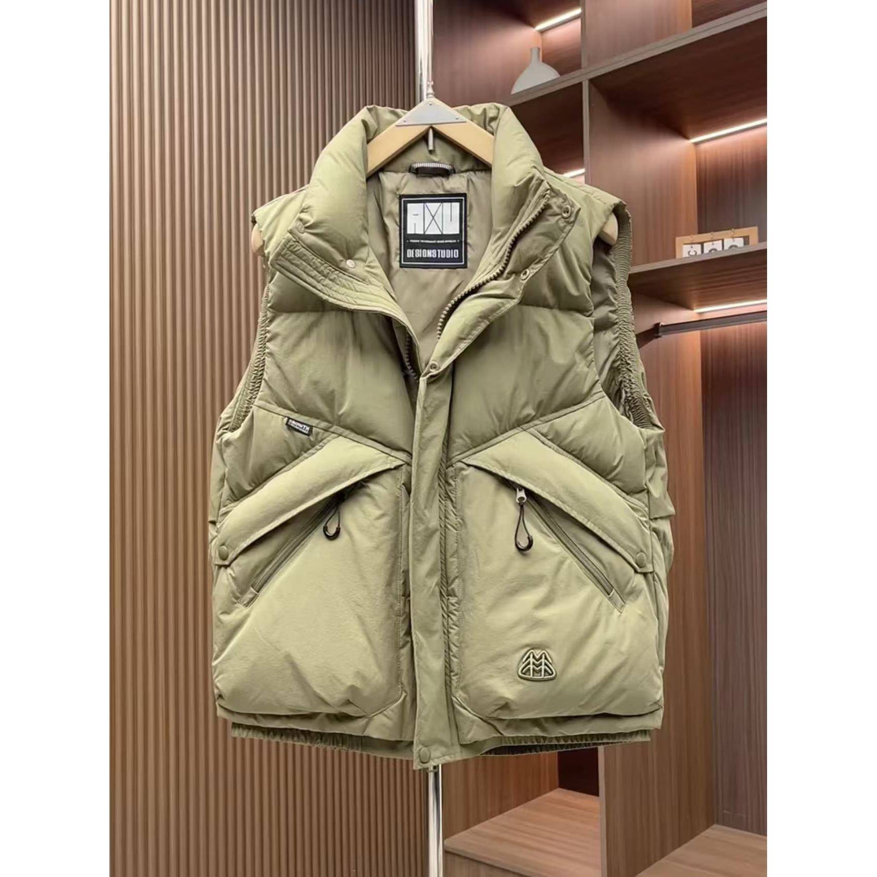 代购立领加厚羽绒马甲男士冬季工装拉链口袋休闲保暖坎肩外套