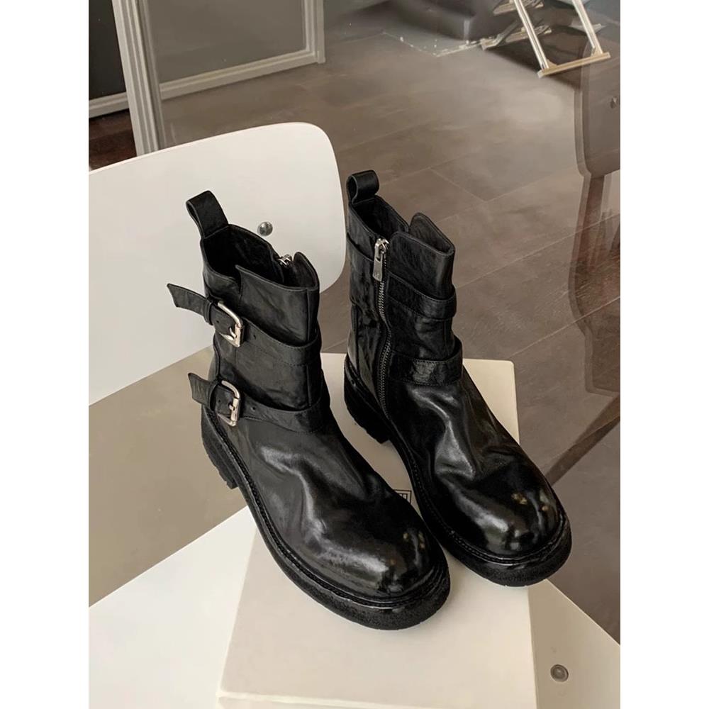 香港英伦风格水洗女靴2025春秋季新款真皮扣厚底修身Look摩托车短