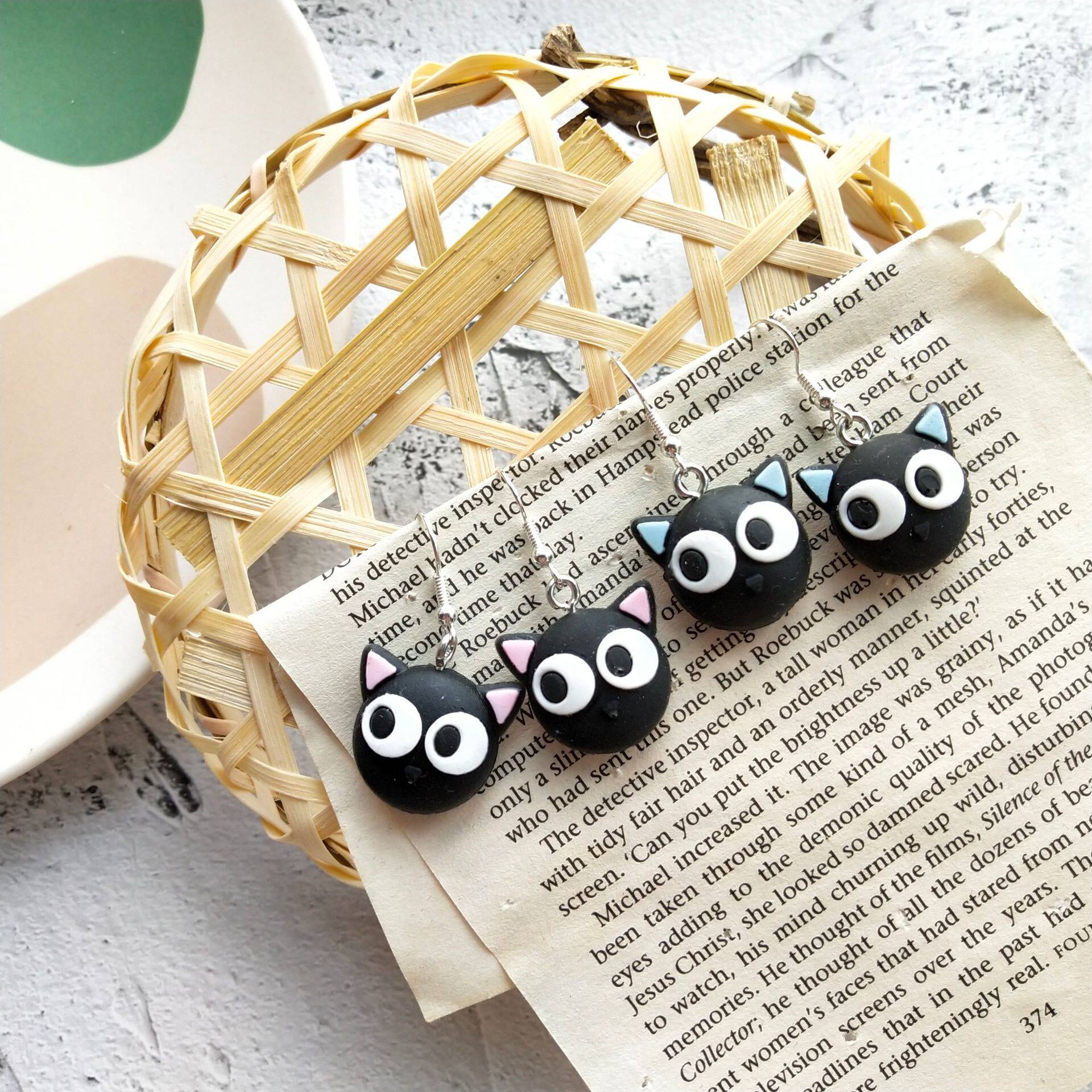 Luo black Ear Studs personality Kitty Earrings lovely Cartoon Earrings No pierced ears Ear clip models Luo black Earringsin the 3C Digital Accessories, Cell Phone Accessories , Phone Protection Case/Shell  category - from Buy2taobao.com to provide professional Taobao agent buy service
