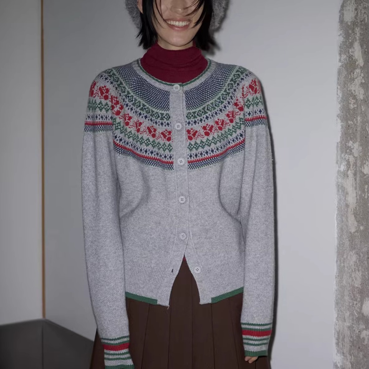 UNITY  MODE 费尔岛纤绒纱毛衣女冬季温柔针织衫外套251522