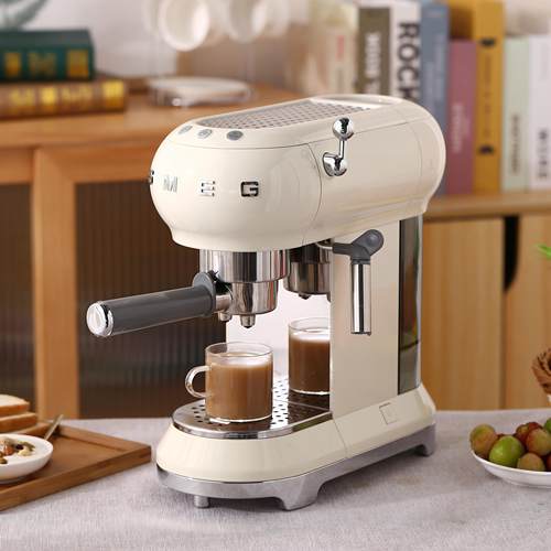 SMEG家用半自动咖啡机