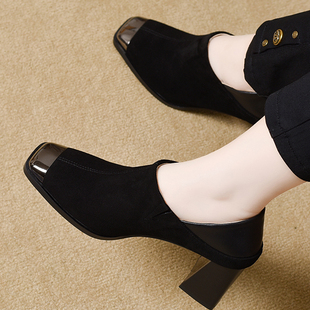 方头粗跟深口单鞋女2025秋冬季新款百搭黑色休闲高跟鞋鞋齐踝靴子