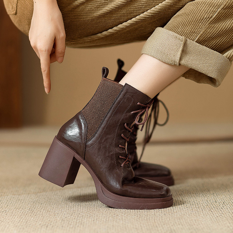 厚底圆头粗跟短筒马丁靴女2025年秋冬季新款百搭高跟鞋气质短靴子