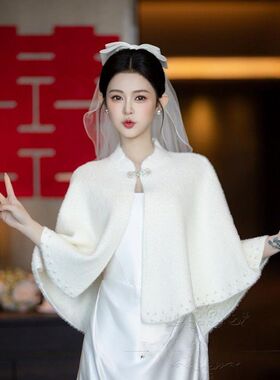 礼服专用披肩白色旗袍小披肩中式盘扣毛披肩冬季百搭外套披风外搭
