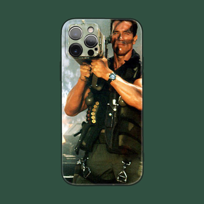 搞笑施瓦辛格炮苹果iPhone15