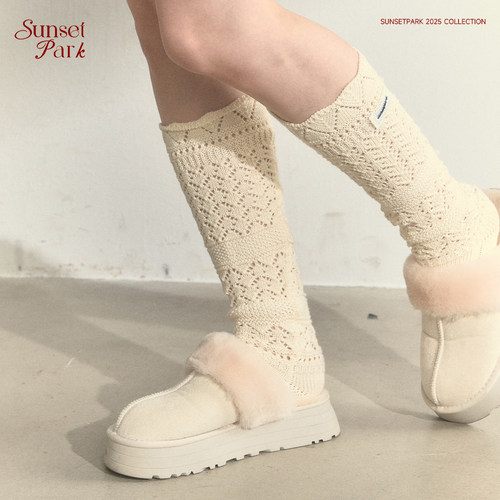 冬日必入的针织袜叠穿满分