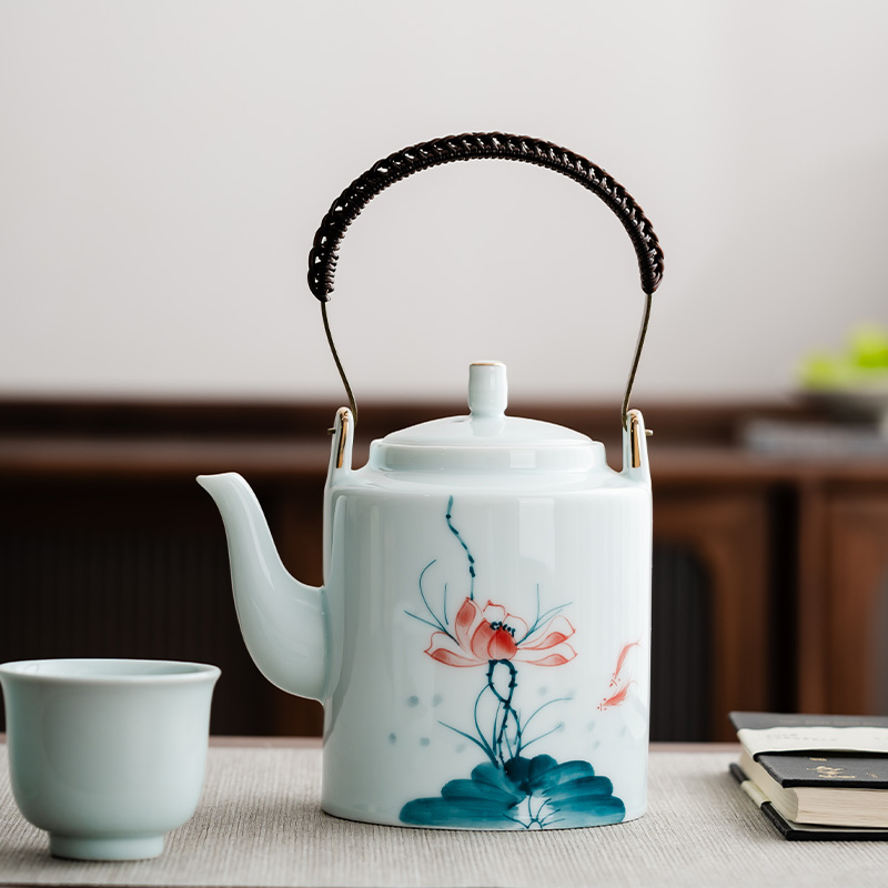 羊脂玉手绘青花大容量茶壶
