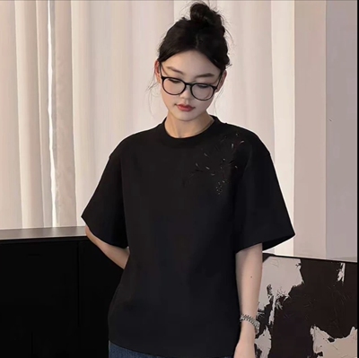 阿玛家官网女装2026夏季新款休闲百搭简约印花短袖圆领T恤530088