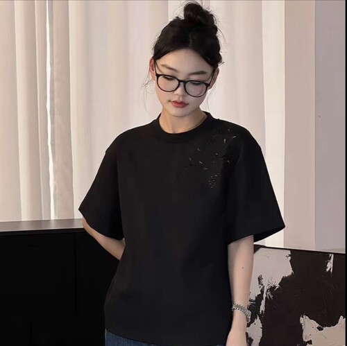 阿玛家官网女装2026夏季新款休闲百搭简约印花短袖圆领T恤530088