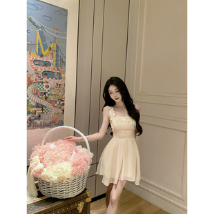 JustQin 6/3【花影柔纱】新款夏装性感花边短裙收腰吊带连衣裙女